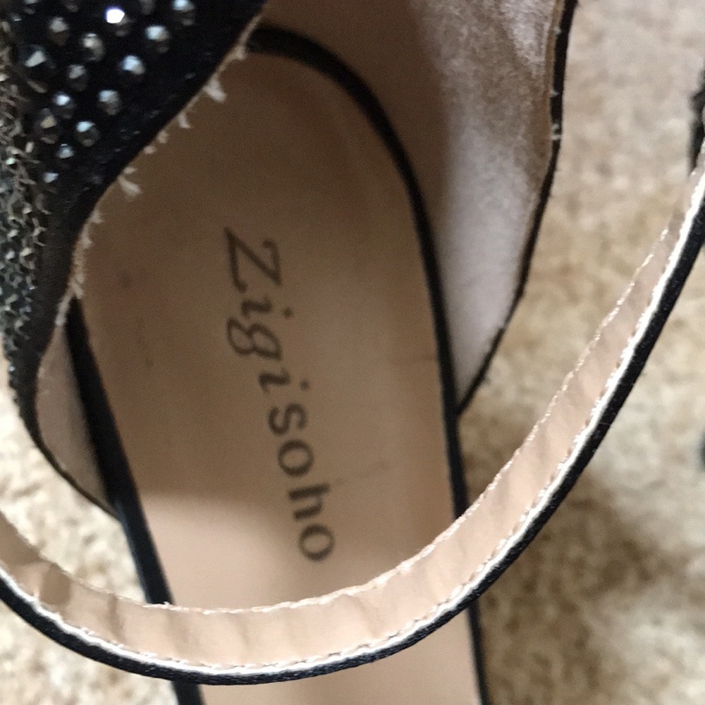Zigi Soho SZ 10, sequined buckle closure heels - Picture 4 of 9